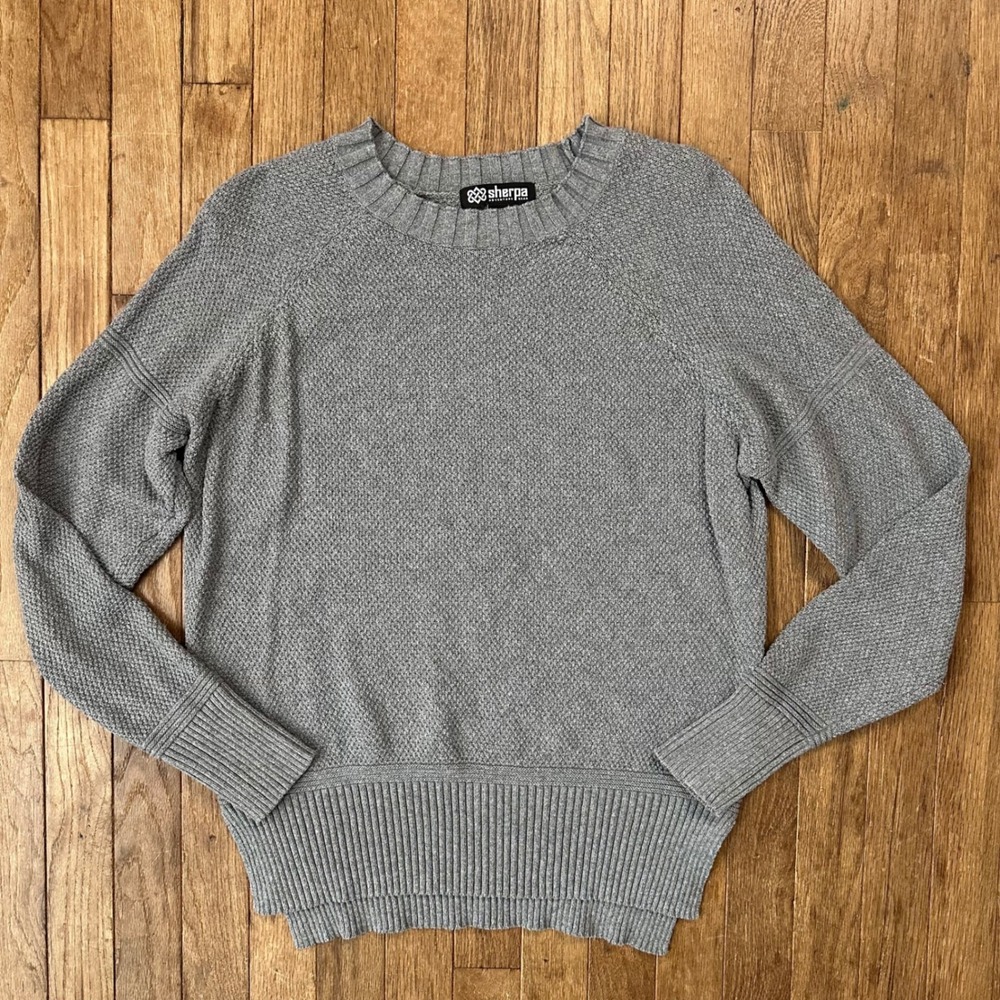 Sherpa Adventure Gear Gray Textured Knit Crew Neck‎ Sweater Women's Size L